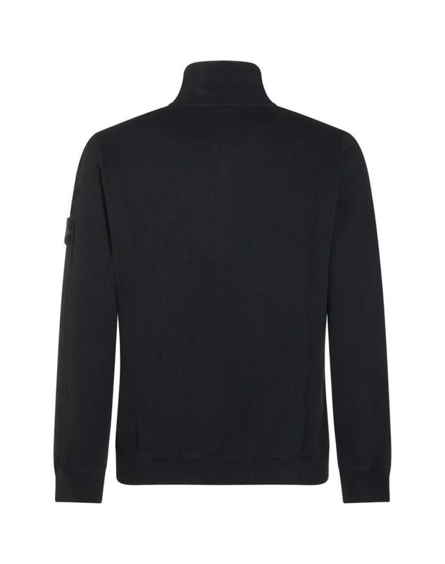 스톤아일랜드 (당일) 26FW 스톤 아일랜드 와펜 패치 블랙 하프 집업 L2S15 6100068 S0A20 V0029 착용컷
