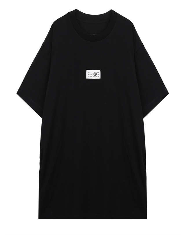 메종 마르지엘라 엠엠식스 메종마르지엘라 뉴머릭 반팔 티셔츠 SH0GC0033S24312-900 착용컷