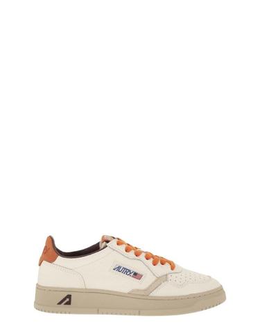 [해외직구] 26FW 오트리 Medalist 로우 Man Nbk Ele Suede 펌킨 샌드 AULMNE17 TP580631039