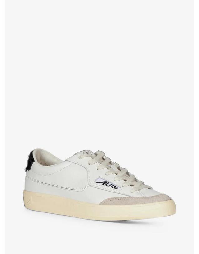오트리 [해외직구] 26 FW 오트리 Windscape pony hair heel counter sneakers SCLWJU01 TP459193447 착용컷
