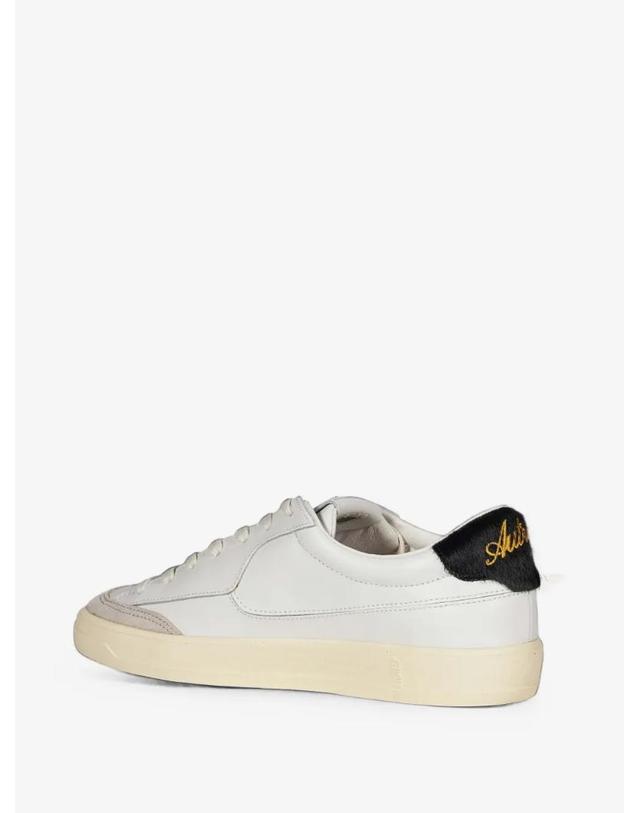 오트리 [해외직구] 26 FW 오트리 Windscape pony hair heel counter sneakers SCLWJU01 TP459193447 착용컷