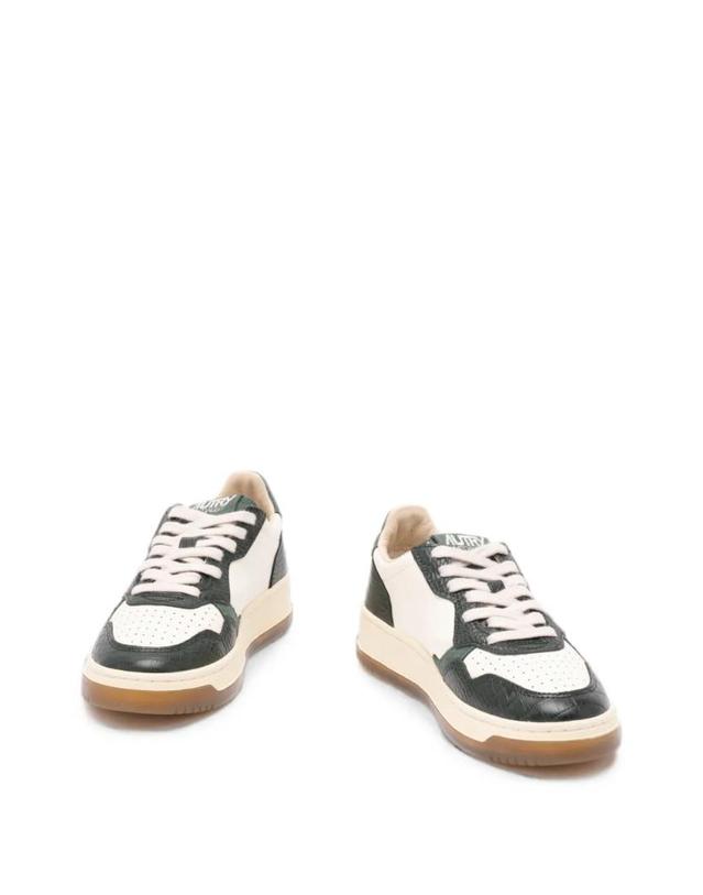 오트리 [해외직구] 26 FW 오트리 메달리스트 크로커다일 이펙트 스니커즈 AULWCZ02 TP458244600 착용컷