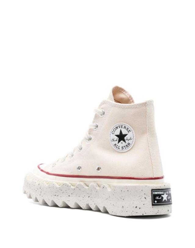 컨버스 [해외직구] 24SS 컨버스 Chuck 70 Shark Trek 스니커즈 A07914CD247 TP580126457 착용컷