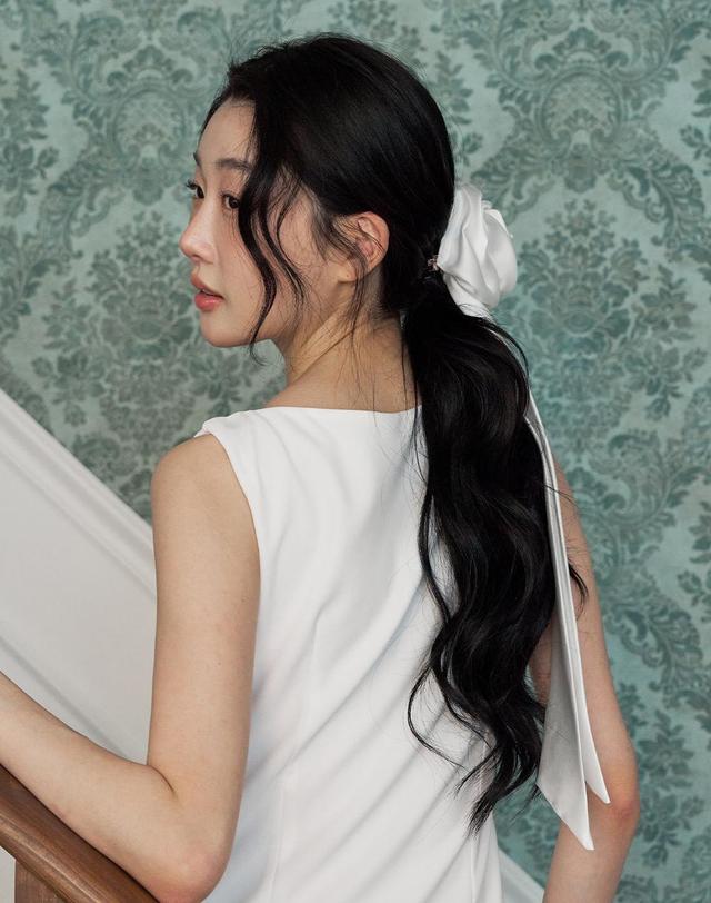 장폴클라리쎄 장폴 클라리쎄 로제트 자동핀 JP-26-097AB 착용컷