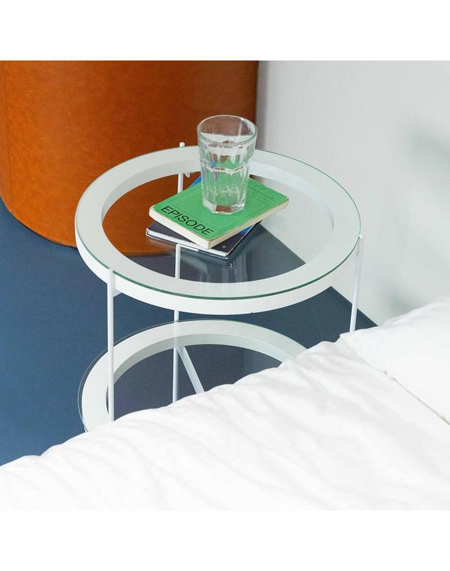 공공공일 HALO series Side table(C) 화이트 착용컷