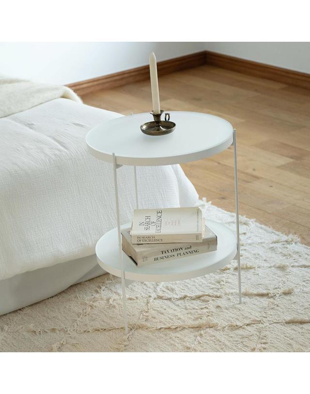 공공공일 HALO series Side table(M) 화이트 착용컷