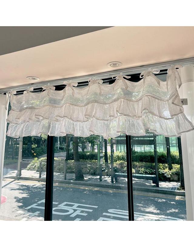 메종드파리 메종드파리 레이스 롱발란스커튼 캉캉러플 150x35 프렌치 감성 좁은창 낮은 주방창 커텐 착용컷