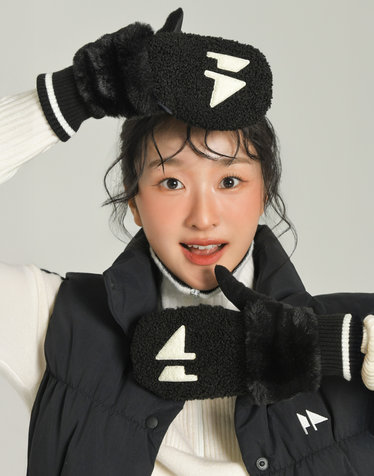 [Soft Warm] 블랙 여성 로고 포인트 플리스 손모아 양손 장갑