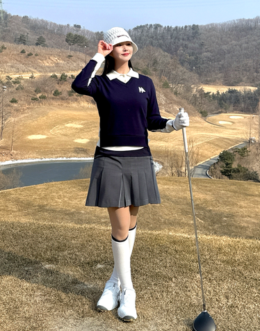 [방풍/레이어드] 네이비 여성 2 IN 1 레이어드 긴팔 방풍 니트