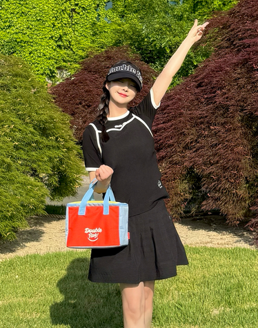 [Micro Pleats] 블랙 여성 Micro Pleats 레이어링 티셔츠