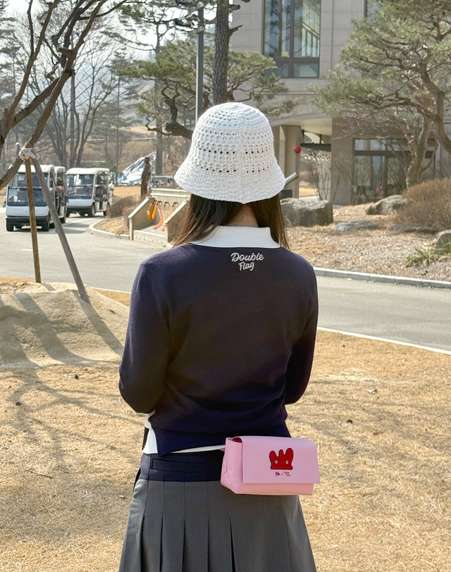 더블플래그 여성 [방풍/레이어드] 네이비 여성 2 IN 1 레이어드 긴팔 방풍 니트 진한 네이비 착용컷