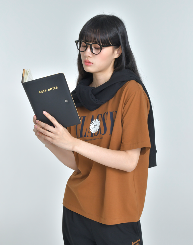 더블플래그 여성 [쇼핑백동봉][BEST][루즈핏] 브라운 여성 Classy 바이브 그래픽 반팔티 착용컷