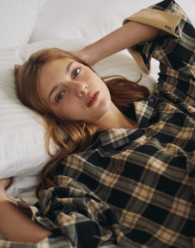 울랄라 컴피 긴팔 여성페어 블랙 (30수) 착용컷