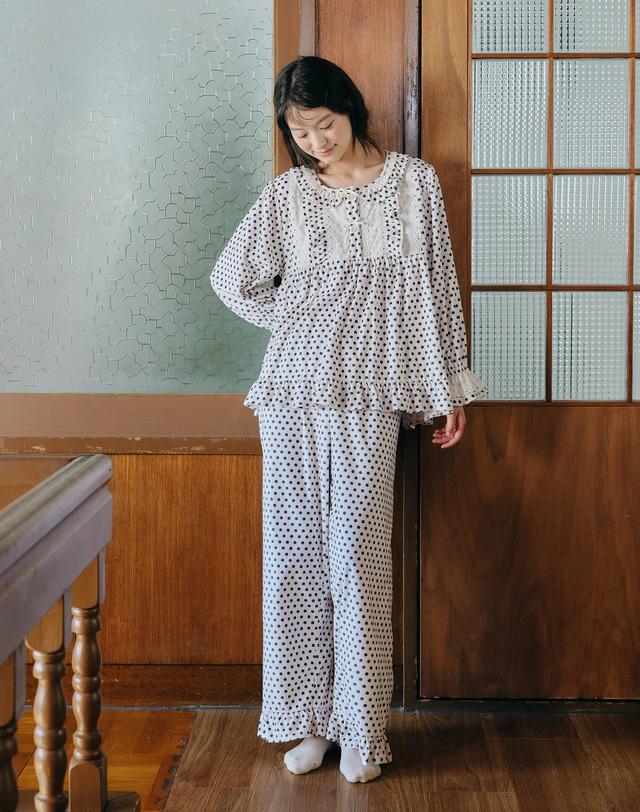 울랄라 에르 긴팔 투피스 크림 (피치기모) 착용컷