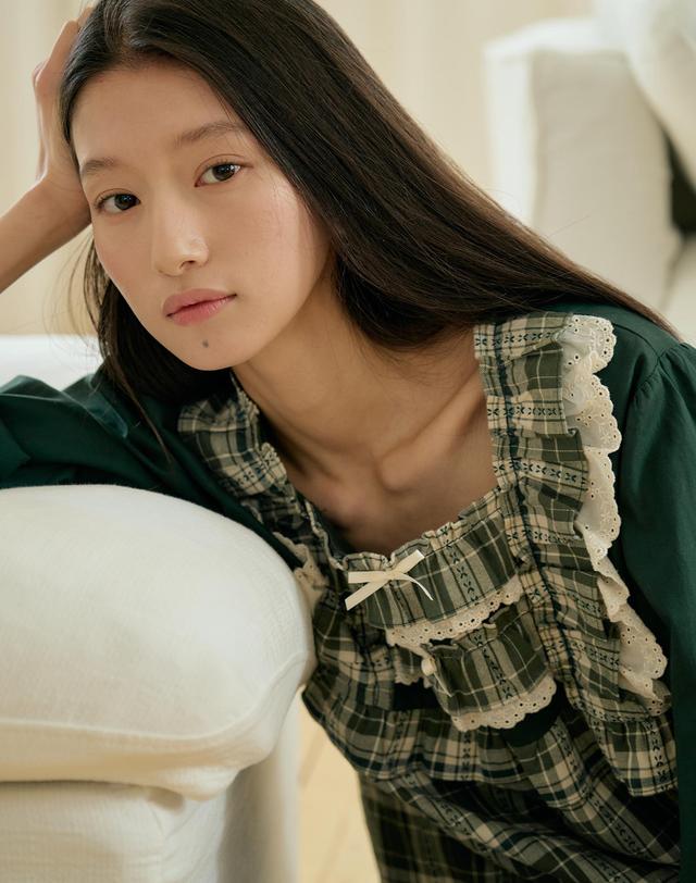 울랄라 마엘 긴팔 투피스 딥그린 (30수) 착용컷