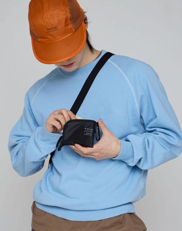 OVPR-136 / 라이트 월렛