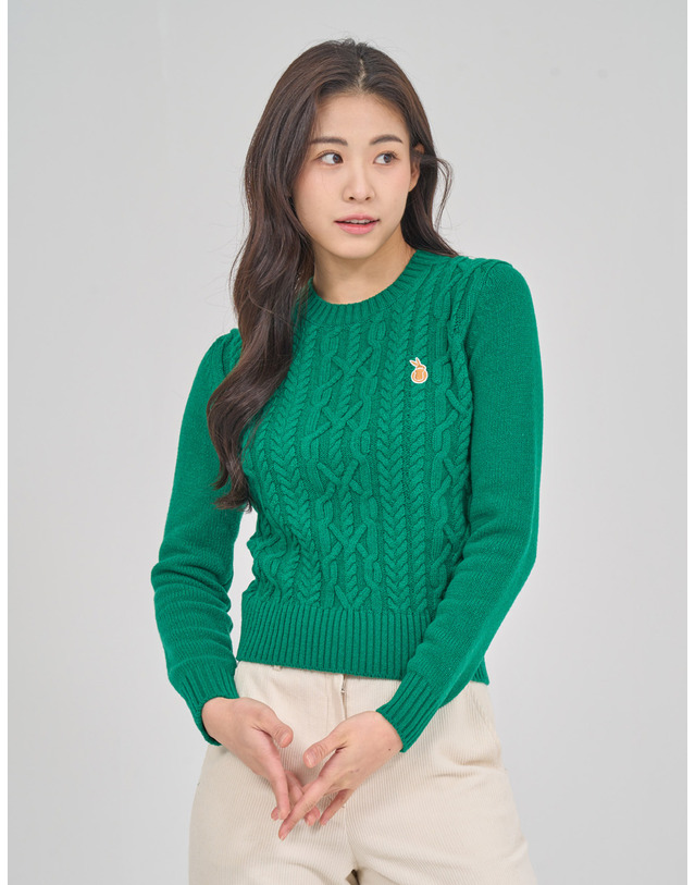 클레버필드 크롭 케이블 니트 스웨터_그린 착용컷