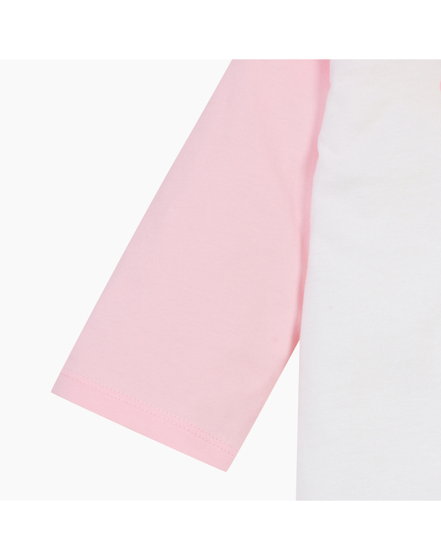 베네통키즈 [Online Exclusive] 배색 래글런 티셔츠_QATS05611PK 착용컷