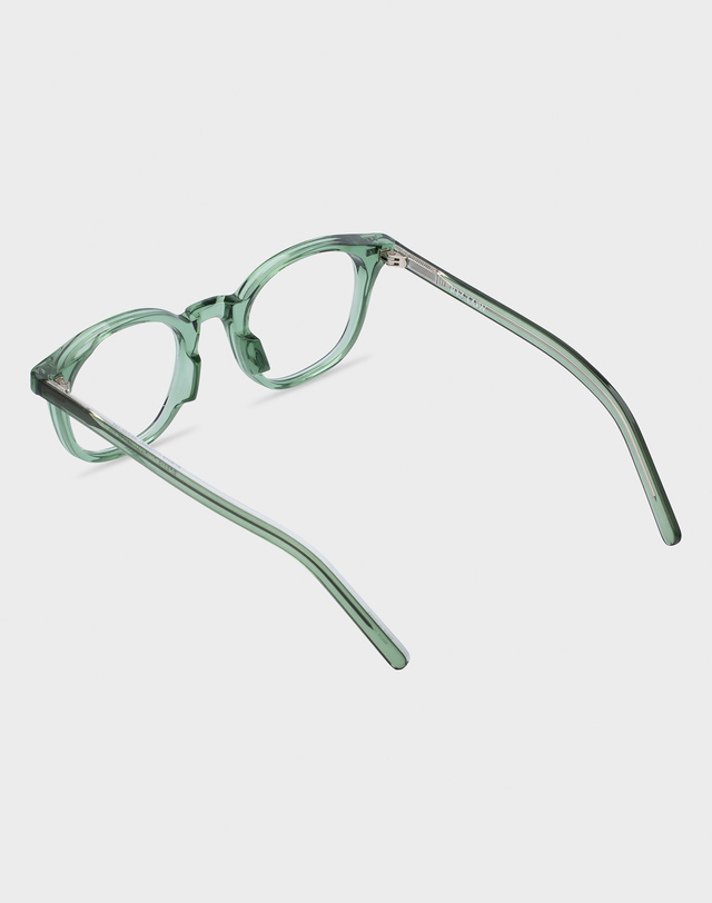 리끌로우 B019 ORIGINAL 안경 CRYSTAL GREEN 착용컷