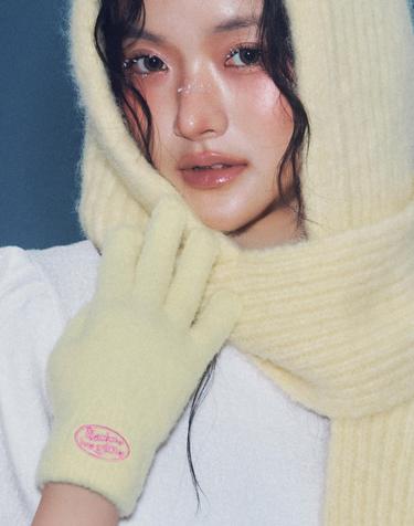 FLUFFY LOGO 장갑 YELLOW