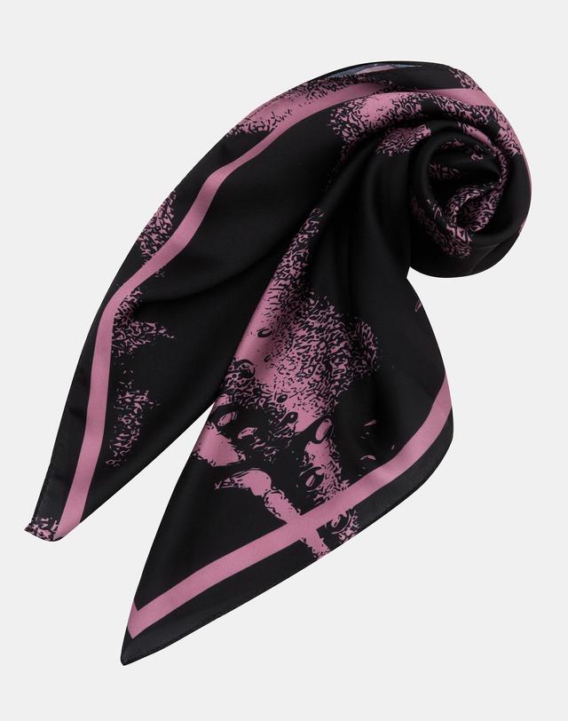 리끌로우 LEEV SCARF PLUM 스카프 착용컷
