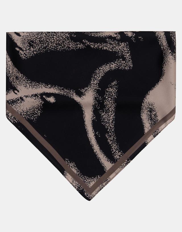리끌로우 LEEV SCARF COCOA 스카프 착용컷