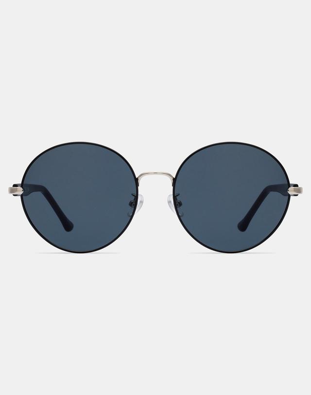 리끌로우 OHS SUNGLASS BLACK 착용컷