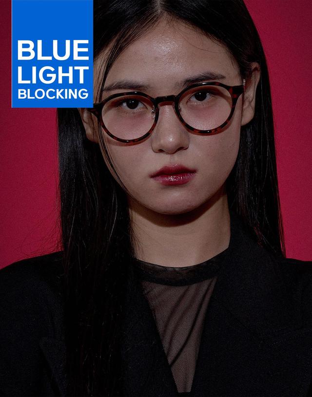 리끌로우 NIEVE 블루라이트 안경 HOPI 착용컷