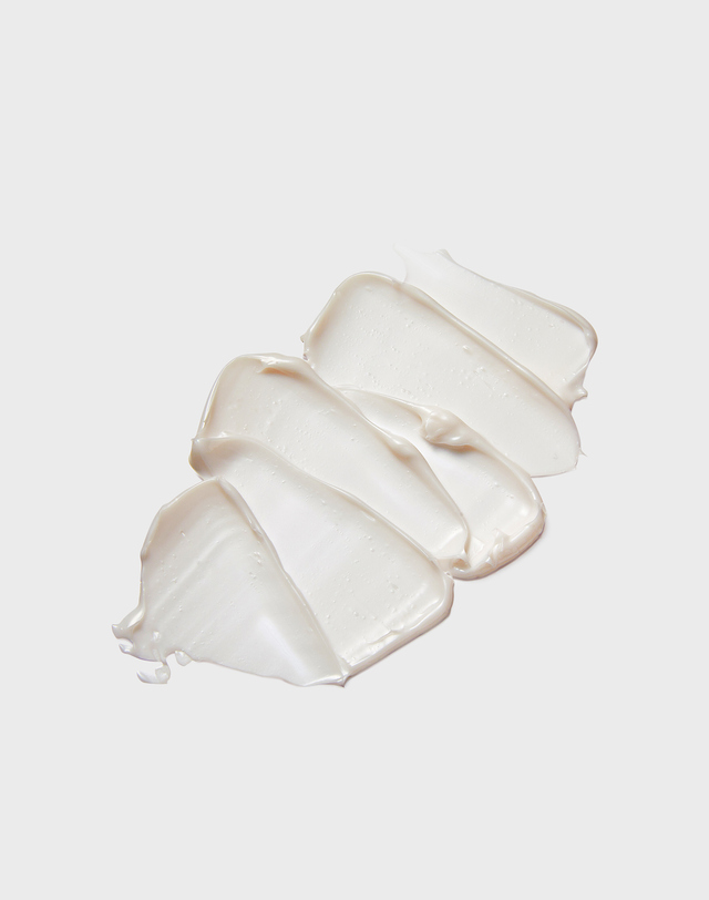 이로이 이로이 모거 리바이탈라이징 크림 50g 착용컷