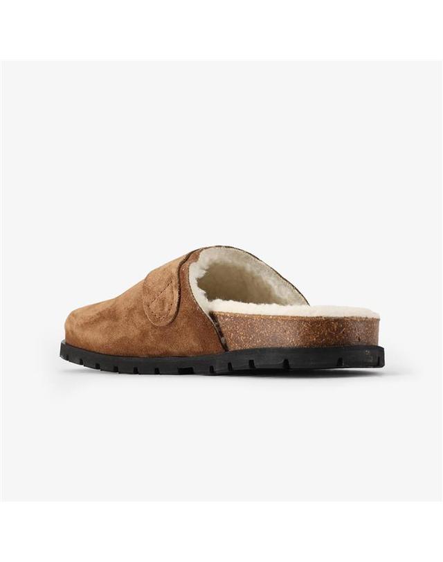 아페쎄 아페쎄 A.P.C. 대니 뮬 PXBUN F53267 CAA 착용컷