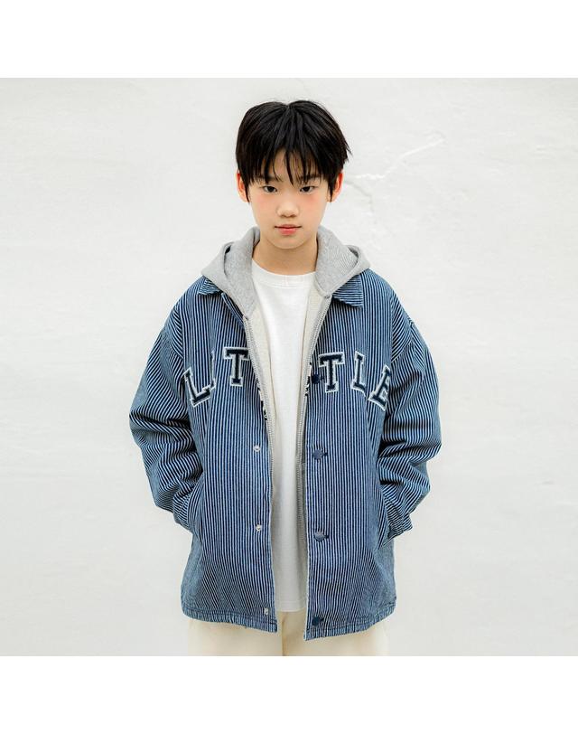 리틀뎁 스트라이프 로고 데님 자켓 Blue 착용컷