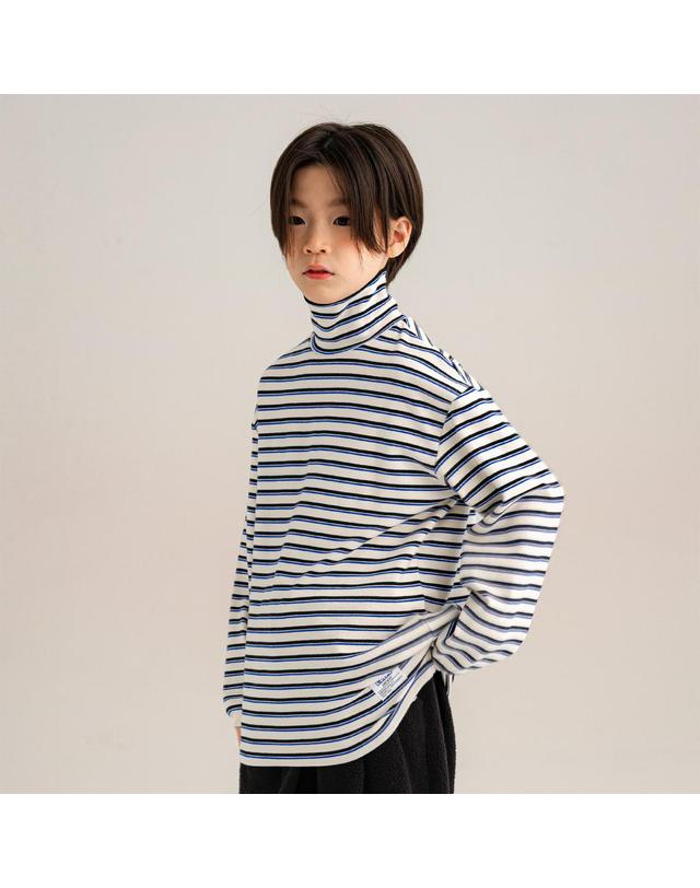 리틀뎁 스트라이프 하프넥 티셔츠 Ivory 착용컷