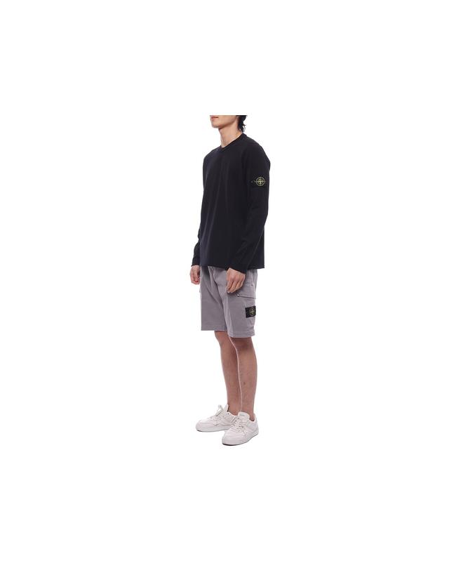 스톤아일랜드 24SS 남성 와펜 패치 카고 반바지 (8015L1204 V0164 24S) 착용컷