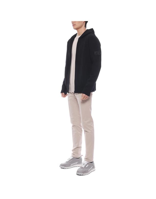 스톤아일랜드 24FW 남성 고스트 피스 울 후드집업 (8115528FA V0029 24F) 착용컷