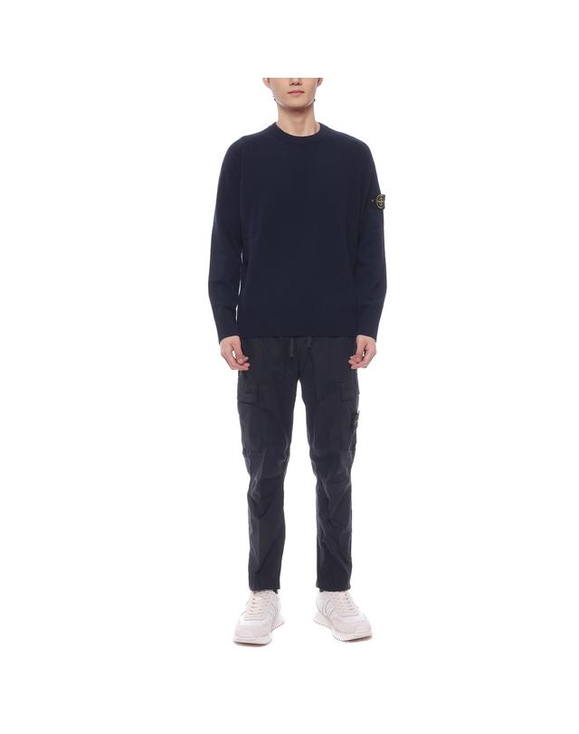 스톤아일랜드 24FW 남성 와펜 패치 울 니트 (8115545B4 V0020 24F) 착용컷