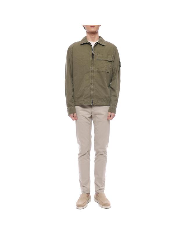 스톤아일랜드 26SS 남성 와펜 패치 오버셔츠 재킷 (L1S151200008 S00WN V015G 26S) 착용컷