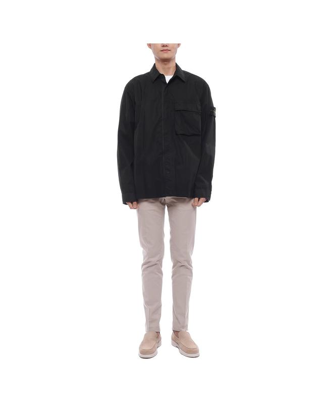 스톤아일랜드 26SS 남성 와펜 패치 오버셔츠 재킷 (L1S151200032 S0003 V0029 26S) 착용컷