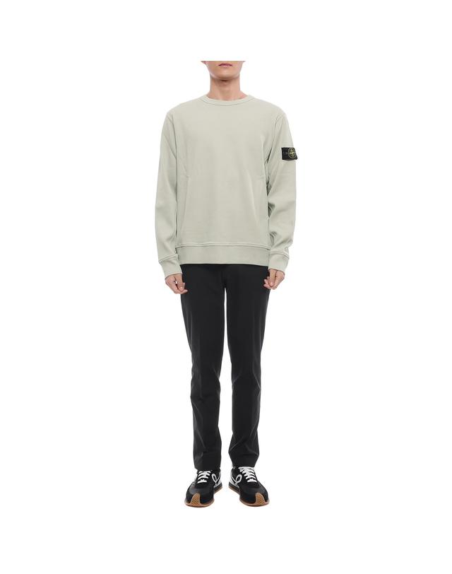 스톤아일랜드 26FW 남성 와펜 패치 긴팔티셔츠 (L2S156100017 S0472 V0095 26F) 착용컷