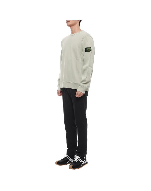 스톤아일랜드 26FW 남성 와펜 패치 긴팔티셔츠 (L2S156100017 S0472 V0095 26F) 착용컷
