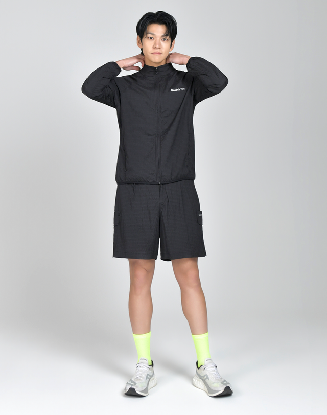 더블플래그 남성 [AIR GRID] Men Pro-Fit Oversized Jacket (Black) 블랙 착용컷