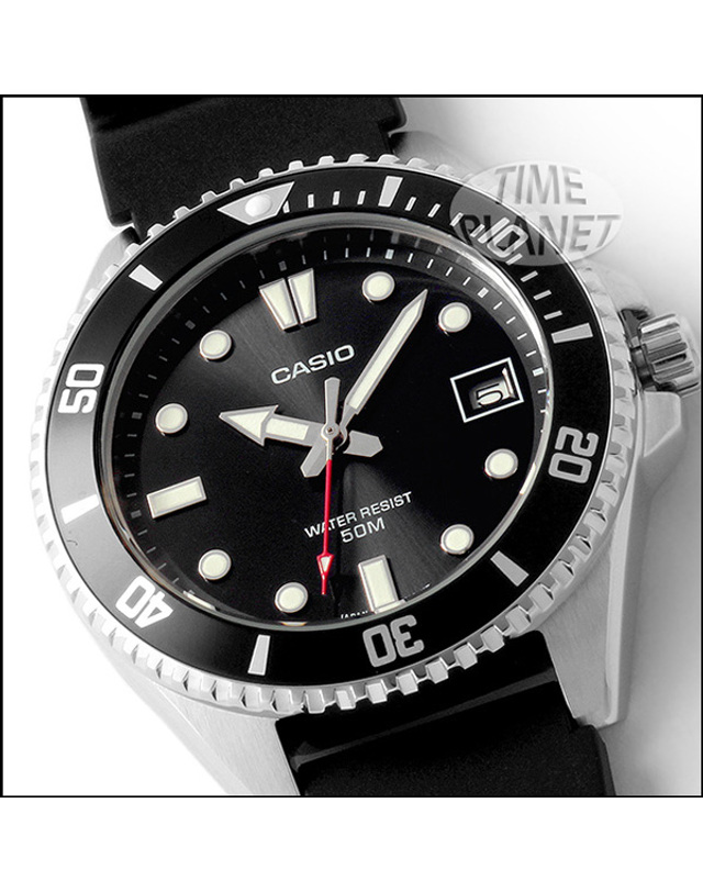 카시오 타임플래닛 CASIO MDV-10-1A1 미니 흑새치 다이버 시계 착용컷