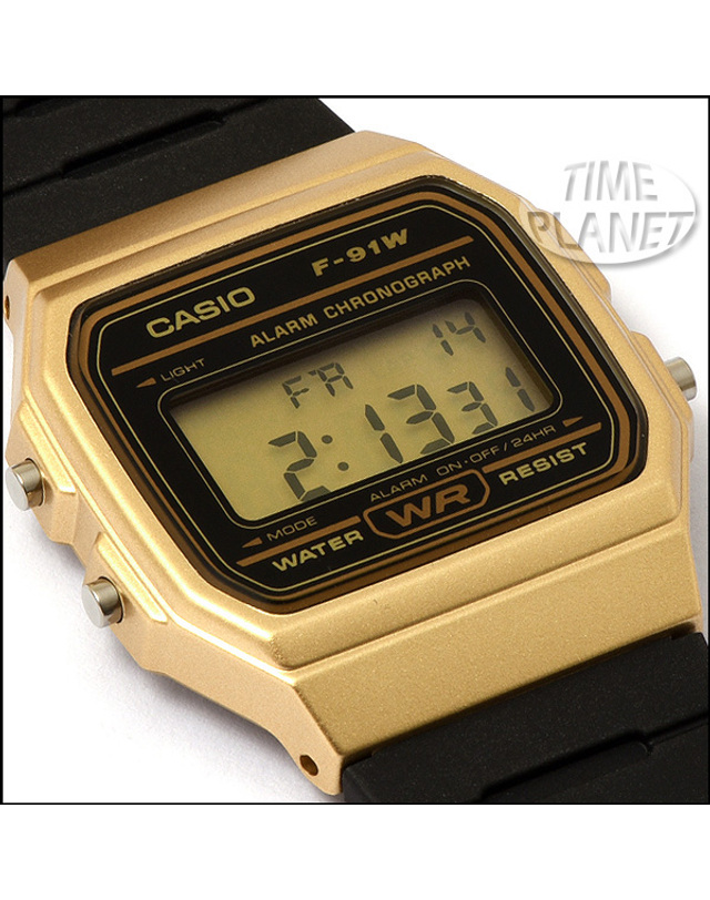 카시오 CASIO F-91WM-9A 카시오 시계 우레탄밴드 착용컷