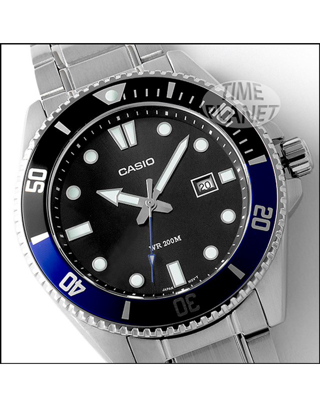 카시오 CASIO MDV-107D-1A2 카시오 흑새치 다이버 시계 착용컷