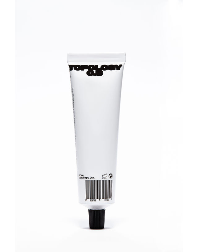 토폴로지 0.3 핸드크림 50ml 착용컷