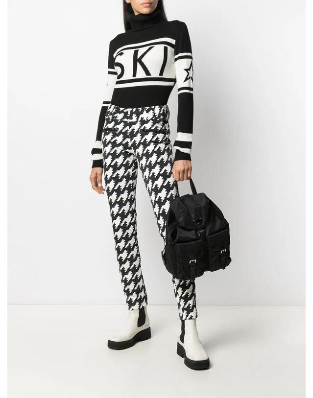 퍼펙트모먼트 [해외직구] 26 FW 퍼펙트모먼트 SCHILD WOOL SKI SWEATER W30000751703 TP455628300 착용컷