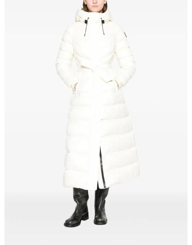 맥케이지 [해외직구] 26 FW Mackage 칼리나 러스트러스 다운 맥시 코트 CALINARZ TP460086808 착용컷