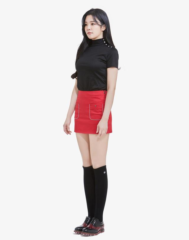 람다 골프 람다골프 람다골프 여성골프웨어 스커트 반하이 레드 0219 착용컷
