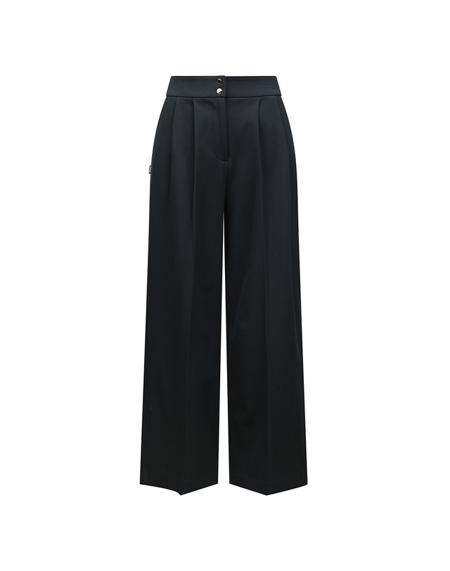 브이트웰브 TWO TUCK WIDE FIT PANTS V21B3PT317_DG 착용컷