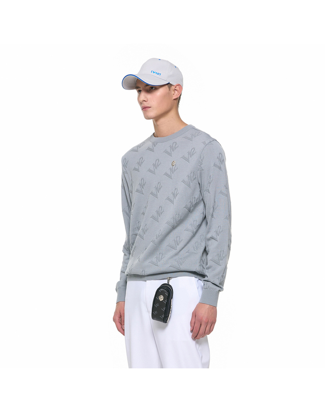 브이트웰브 MEN LOGO BASIC FULLOVER V11B3SR105_GY 착용컷
