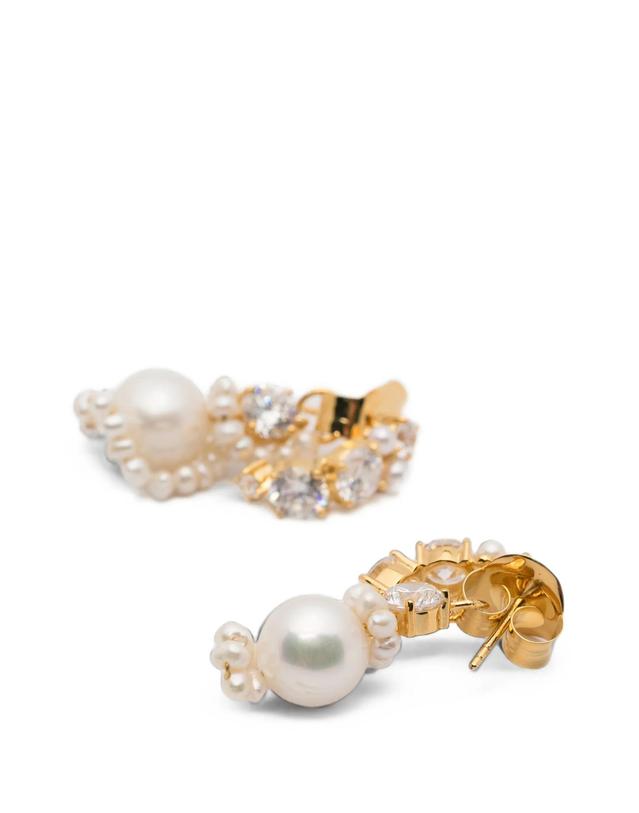 컴플리티드웍스 [해외직구] 컴플릿티드 웍스 pearl and zirconia swirl earrings 12219430732040 TP725556590 착용컷